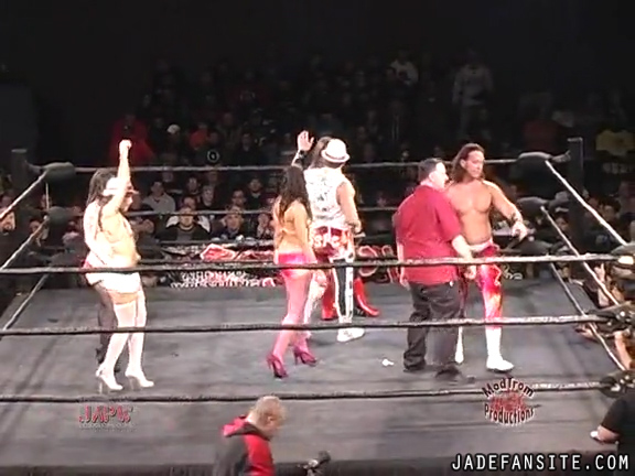 Mia-HardwayvsSocial-Fear_Still1572.jpg