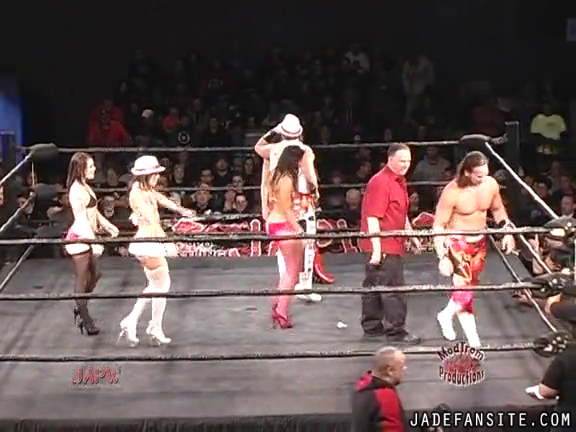 Mia-HardwayvsSocial-Fear_Still1574.jpg
