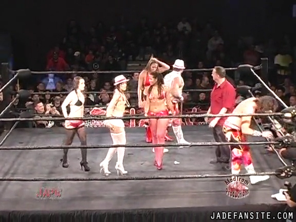 Mia-HardwayvsSocial-Fear_Still1578.jpg
