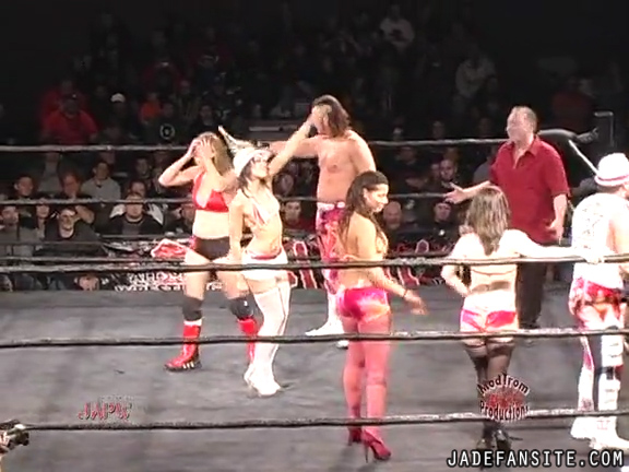 Mia-HardwayvsSocial-Fear_Still1599.jpg