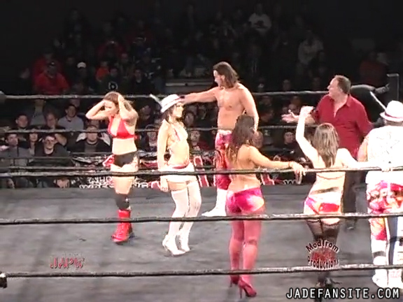 Mia-HardwayvsSocial-Fear_Still1600.jpg