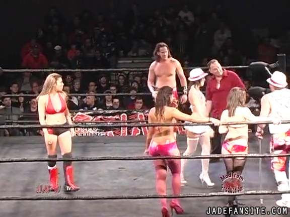 Mia-HardwayvsSocial-Fear_Still1604.jpg