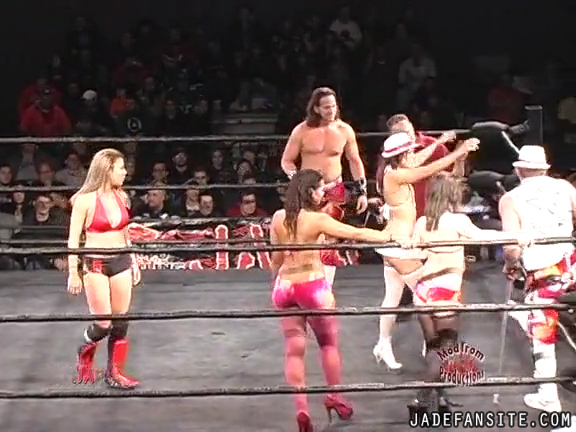 Mia-HardwayvsSocial-Fear_Still1605.jpg