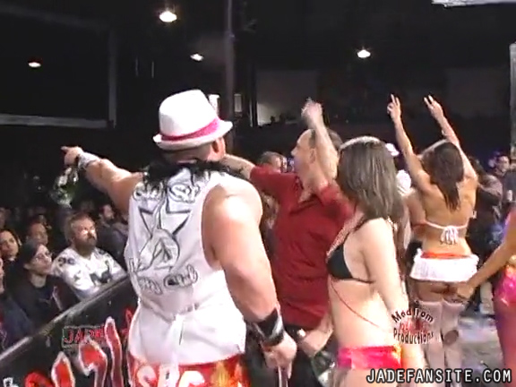 Mia-HardwayvsSocial-Fear_Still161.jpg