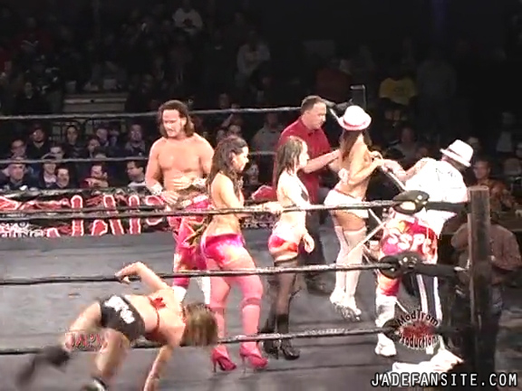 Mia-HardwayvsSocial-Fear_Still1611.jpg