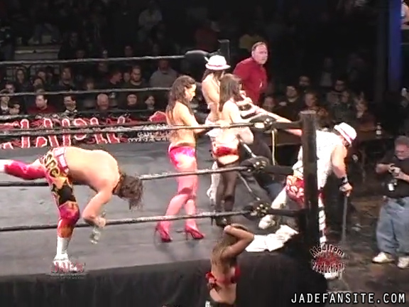 Mia-HardwayvsSocial-Fear_Still1617.jpg