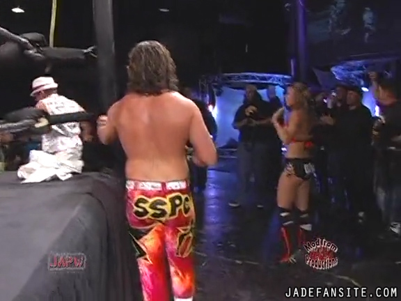 Mia-HardwayvsSocial-Fear_Still1624.jpg