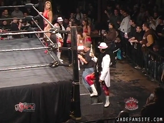 Mia-HardwayvsSocial-Fear_Still168.jpg
