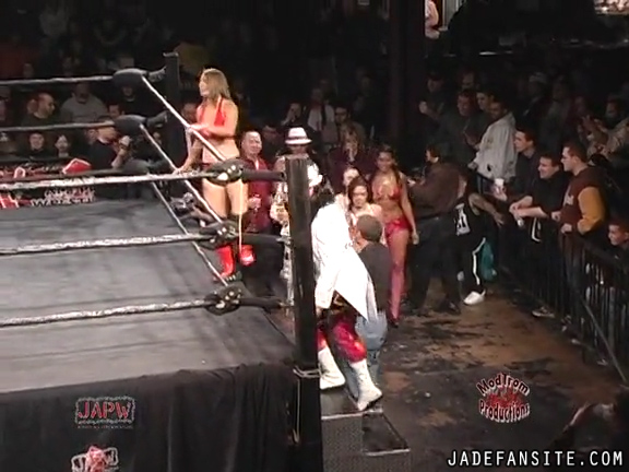 Mia-HardwayvsSocial-Fear_Still172.jpg