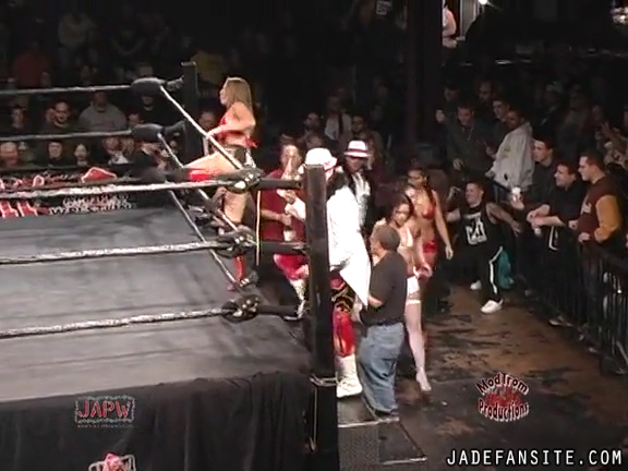 Mia-HardwayvsSocial-Fear_Still173.jpg