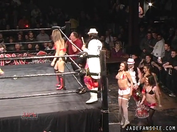 Mia-HardwayvsSocial-Fear_Still179.jpg