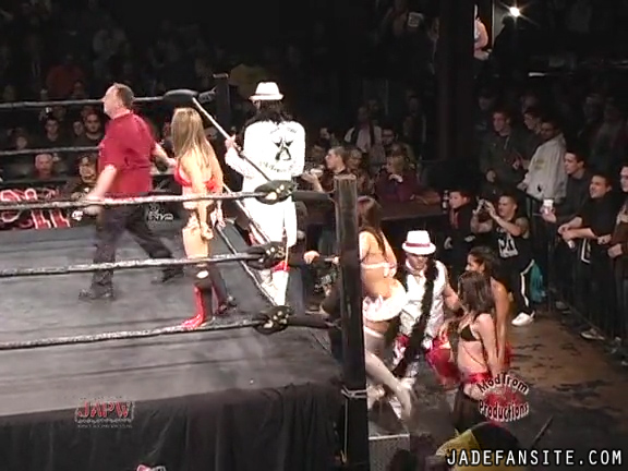 Mia-HardwayvsSocial-Fear_Still184.jpg