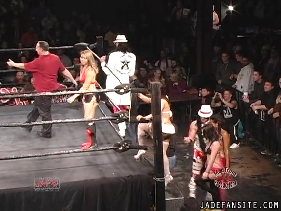 Mia-HardwayvsSocial-Fear_Still185.jpg