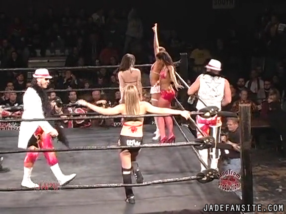 Mia-HardwayvsSocial-Fear_Still222.jpg