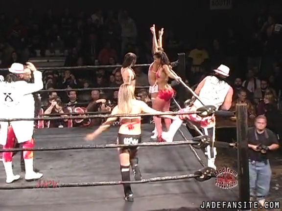 Mia-HardwayvsSocial-Fear_Still224.jpg