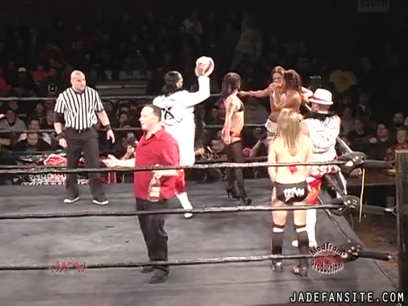 Mia-HardwayvsSocial-Fear_Still230.jpg