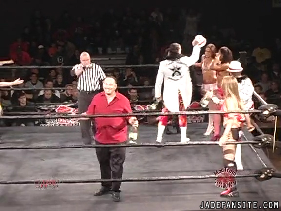Mia-HardwayvsSocial-Fear_Still232.jpg