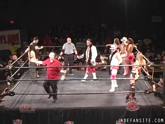 Mia-HardwayvsSocial-Fear_Still238.jpg
