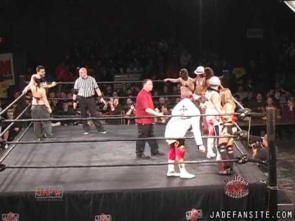 Mia-HardwayvsSocial-Fear_Still252.jpg