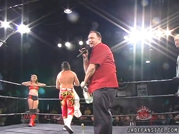 Mia-HardwayvsSocial-Fear_Still288.jpg