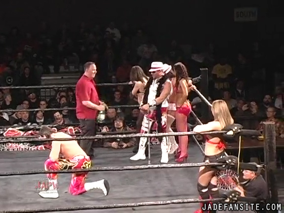 Mia-HardwayvsSocial-Fear_Still315.jpg