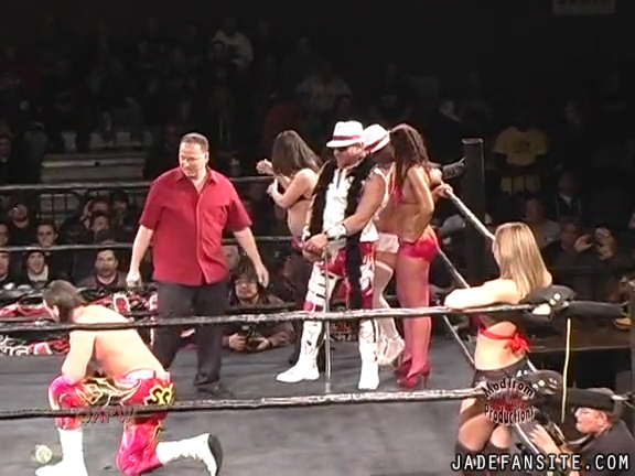 Mia-HardwayvsSocial-Fear_Still317.jpg
