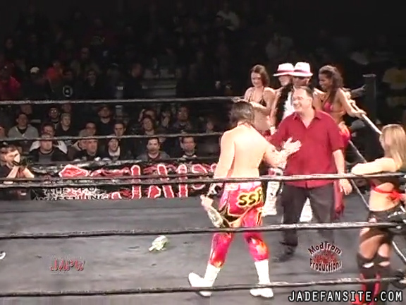 Mia-HardwayvsSocial-Fear_Still324.jpg