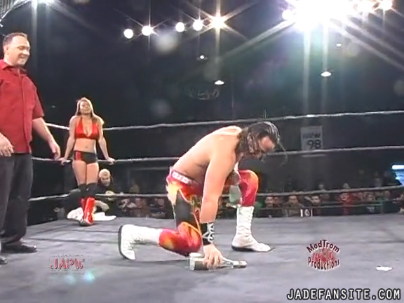 Mia-HardwayvsSocial-Fear_Still336.jpg