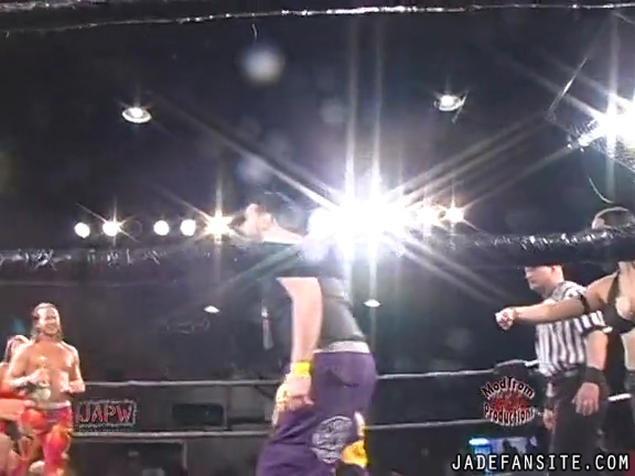 Mia-HardwayvsSocial-Fear_Still346.jpg