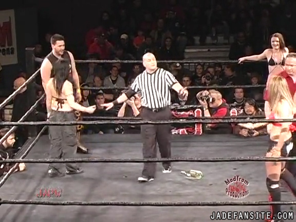 Mia-HardwayvsSocial-Fear_Still350.jpg