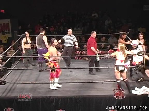 Mia-HardwayvsSocial-Fear_Still368.jpg