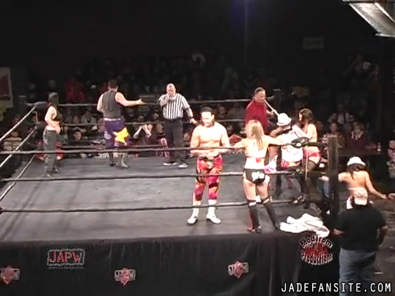 Mia-HardwayvsSocial-Fear_Still373.jpg