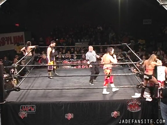 Mia-HardwayvsSocial-Fear_Still399.jpg