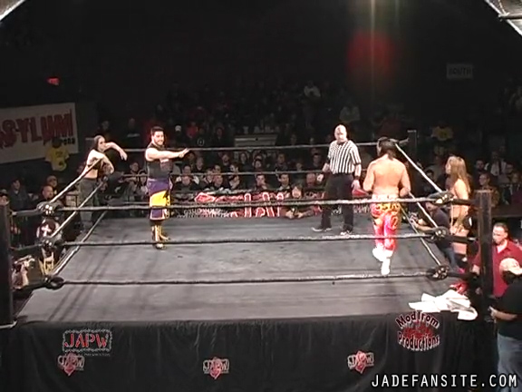 Mia-HardwayvsSocial-Fear_Still410.jpg