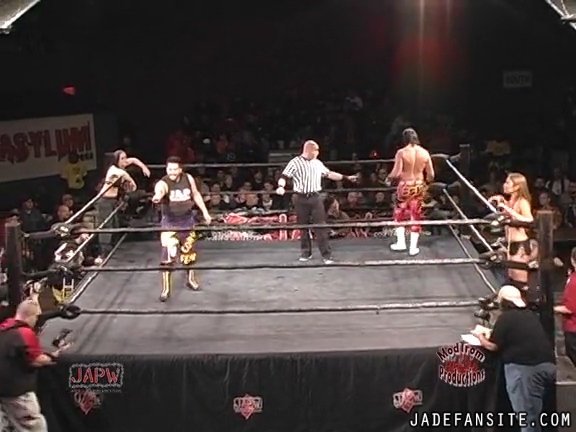 Mia-HardwayvsSocial-Fear_Still416.jpg