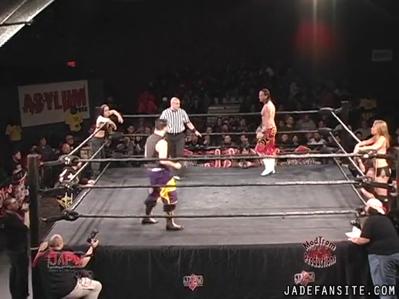 Mia-HardwayvsSocial-Fear_Still429.jpg