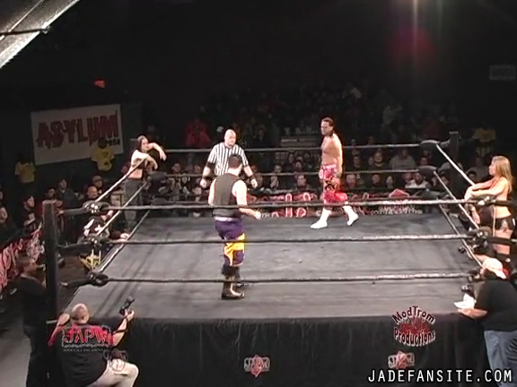 Mia-HardwayvsSocial-Fear_Still430.jpg