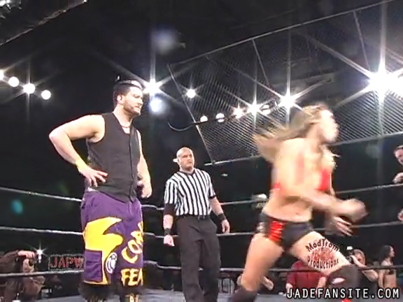 Mia-HardwayvsSocial-Fear_Still474.jpg