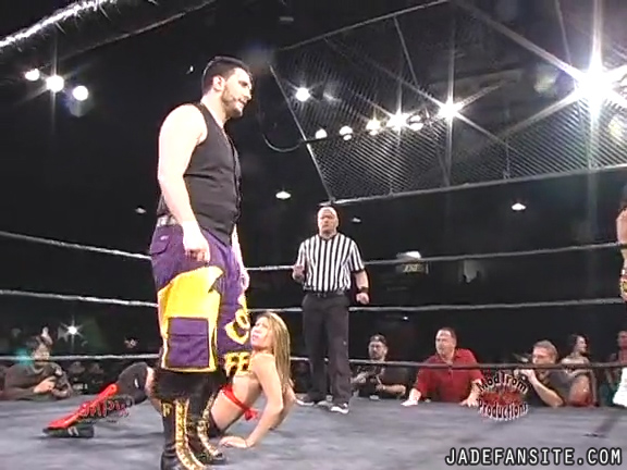 Mia-HardwayvsSocial-Fear_Still482.jpg
