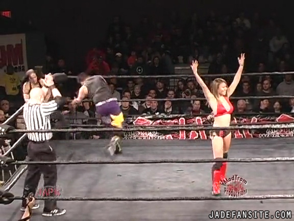 Mia-HardwayvsSocial-Fear_Still516.jpg