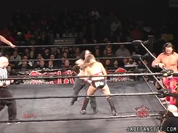 Mia-HardwayvsSocial-Fear_Still525.jpg