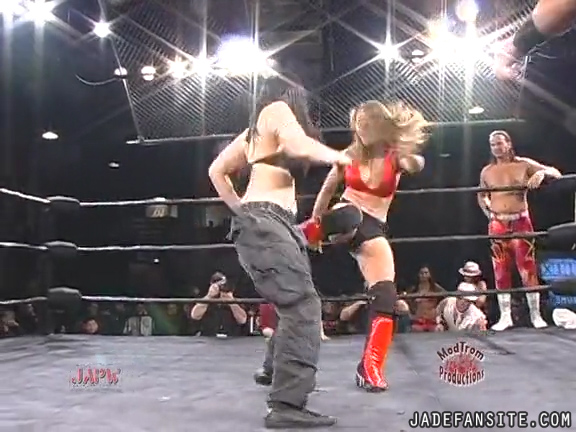 Mia-HardwayvsSocial-Fear_Still531.jpg