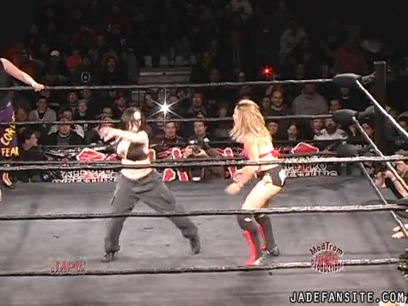 Mia-HardwayvsSocial-Fear_Still548.jpg