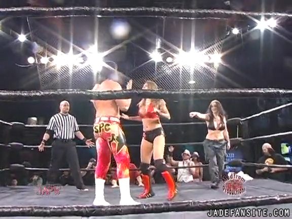 Mia-HardwayvsSocial-Fear_Still566.jpg