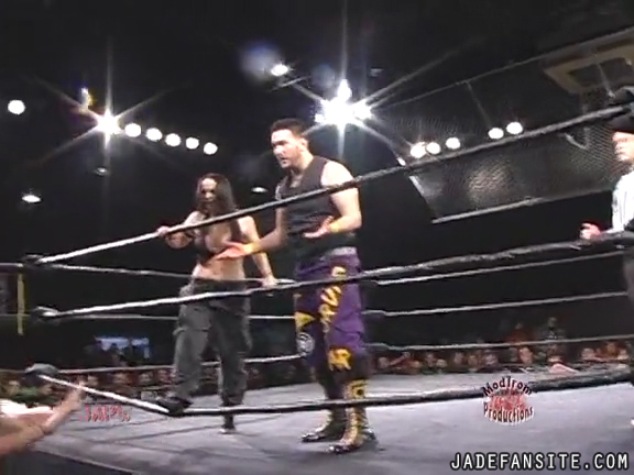 Mia-HardwayvsSocial-Fear_Still590.jpg