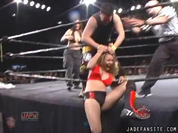 Mia-HardwayvsSocial-Fear_Still597.jpg