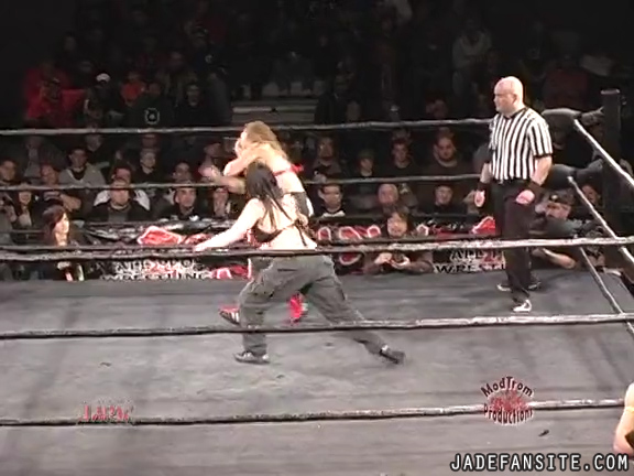 Mia-HardwayvsSocial-Fear_Still625.jpg