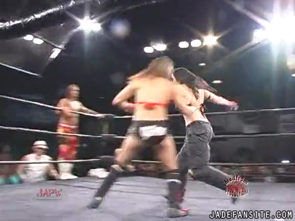 Mia-HardwayvsSocial-Fear_Still671.jpg