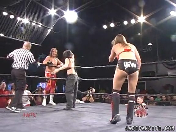 Mia-HardwayvsSocial-Fear_Still683.jpg