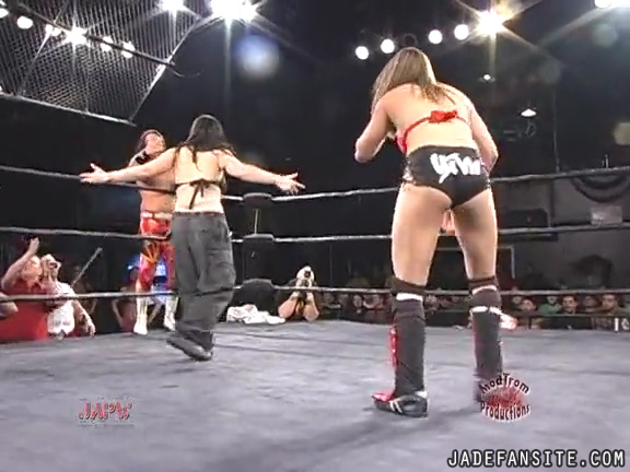 Mia-HardwayvsSocial-Fear_Still687.jpg